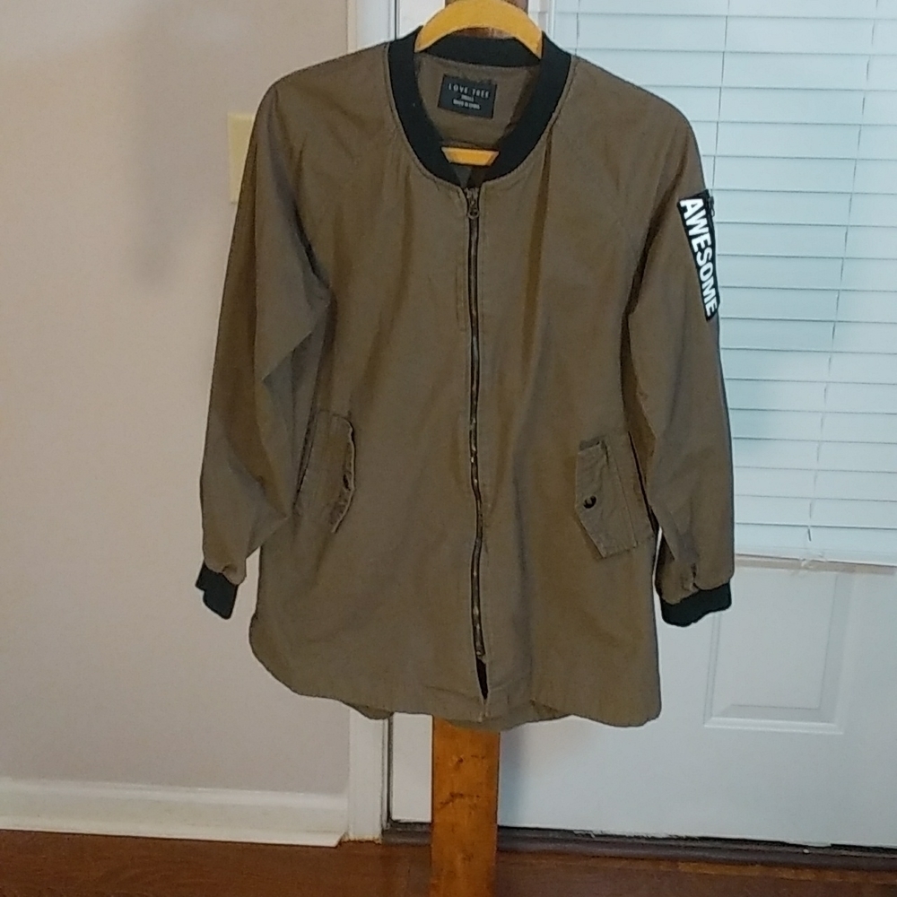 Love Tree Oversize Green Jacket Size S Front & Sleeve Zip Two Side Pocket